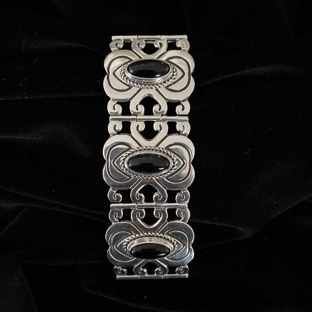 Sterling silver & black onyx bracelet